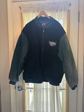 Philadelphia Eagles Vintage Black & Green Bomber Jacket